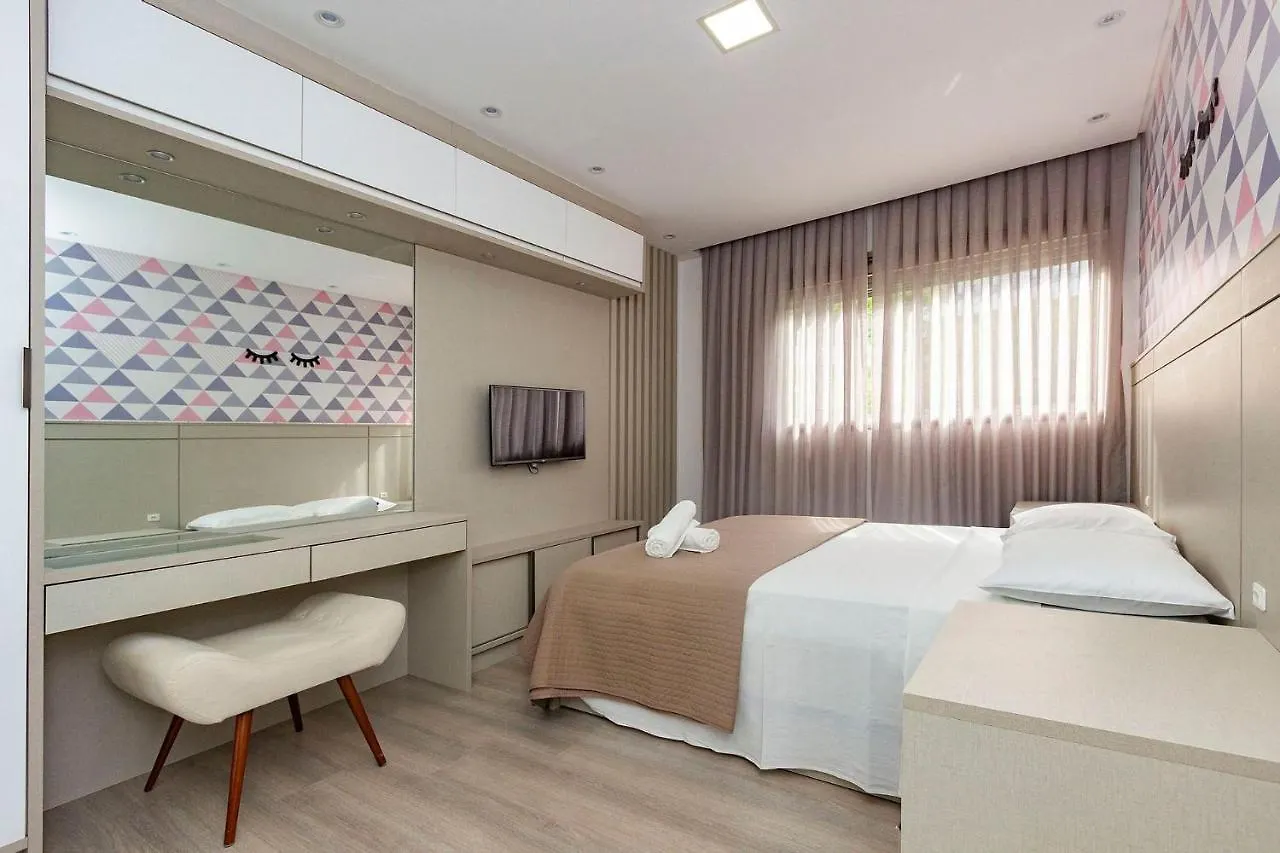 Punta Blu 102-9 - Apartamento De Alto Padrao Em Condominio Exclusivo, Quadra Poliesportiva - Piscina - Portaria 24H. Bombinhas 0*,