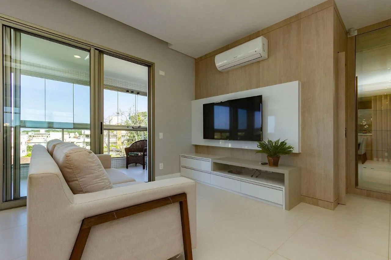 Appartamento Punta Blu 102-9 - Condomínio luxuoso com vista para o mar - Piscina - Sauna - Jacuzzi - Quadra poliesportiva Bombinhas Brasile
